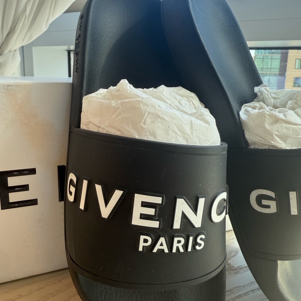Givenchy Black Logo Slides (Authentic) - Picture 3 of 7